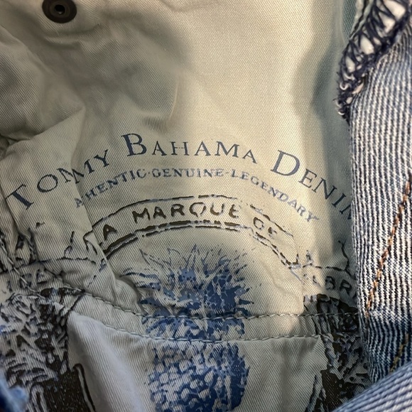 Tommy Bahama Easy Fit Straight Leg Jeans 38W 30L - Picture 12 of 13